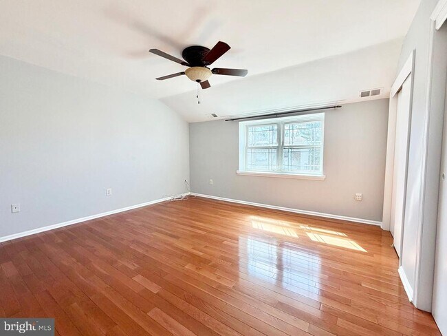 Building Photo - 26 Allison Rd