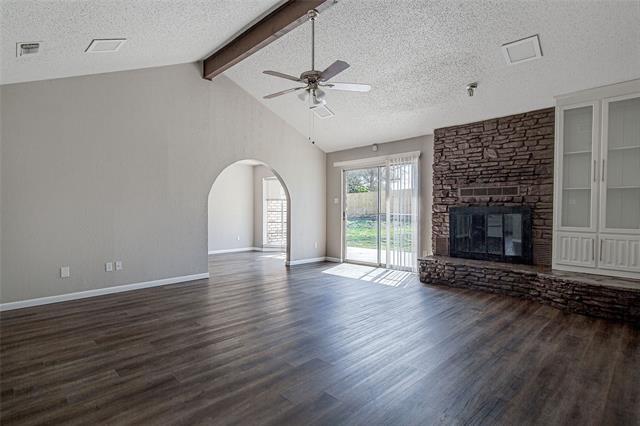 Building Photo - 4801 Winesanker Way