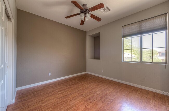 Building Photo - 39932 N Wisdom Way