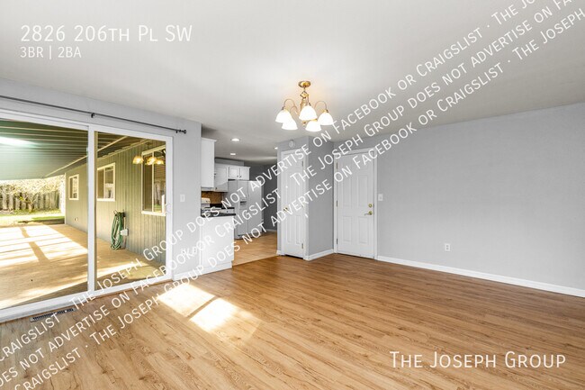 Building Photo - 2826 206th Pl SW