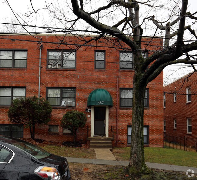 Building Photo - 427-429 Burbank St SE