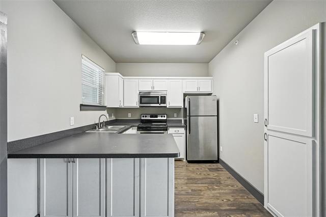 Building Photo - 903 Fannin St