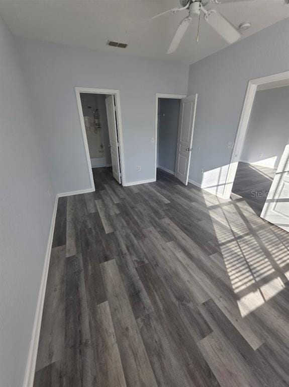 Building Photo - 9401 Crescent Loop Cir