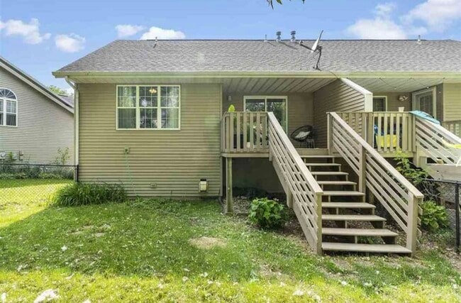 Building Photo - 2352 Catskill Ct