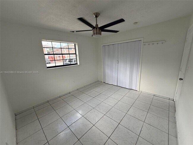 Building Photo - 2146 NW 18th Terrace