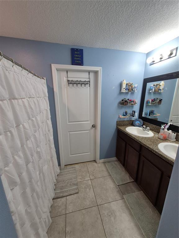 Building Photo - 4914 Reflecting Pond Cir