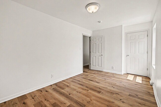 Building Photo - 2629 Brannon Ave