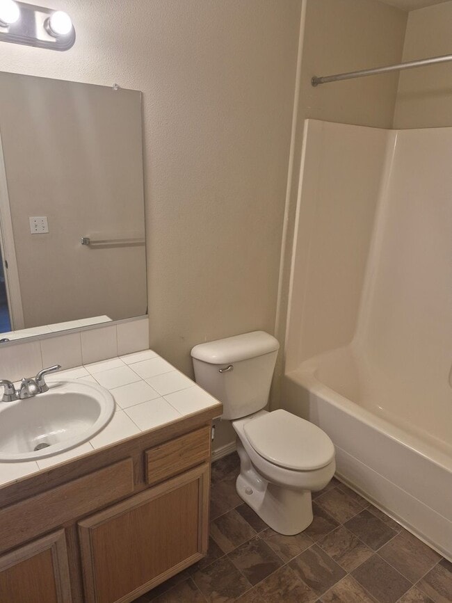 Building Photo - Great Townhouse in Arbor Station