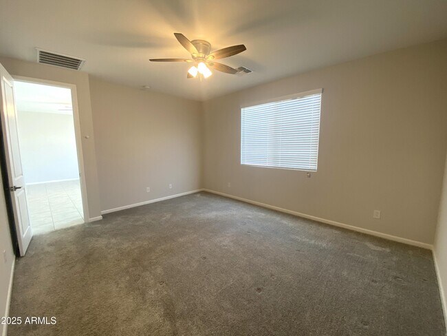 Building Photo - 24620 W Mohave St