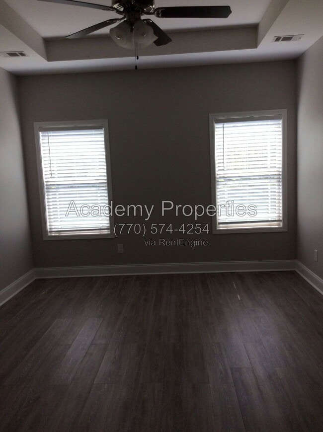Building Photo - 134 Summer Grove Ln