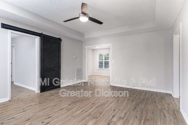 Building Photo - 2414 Lismore Dr