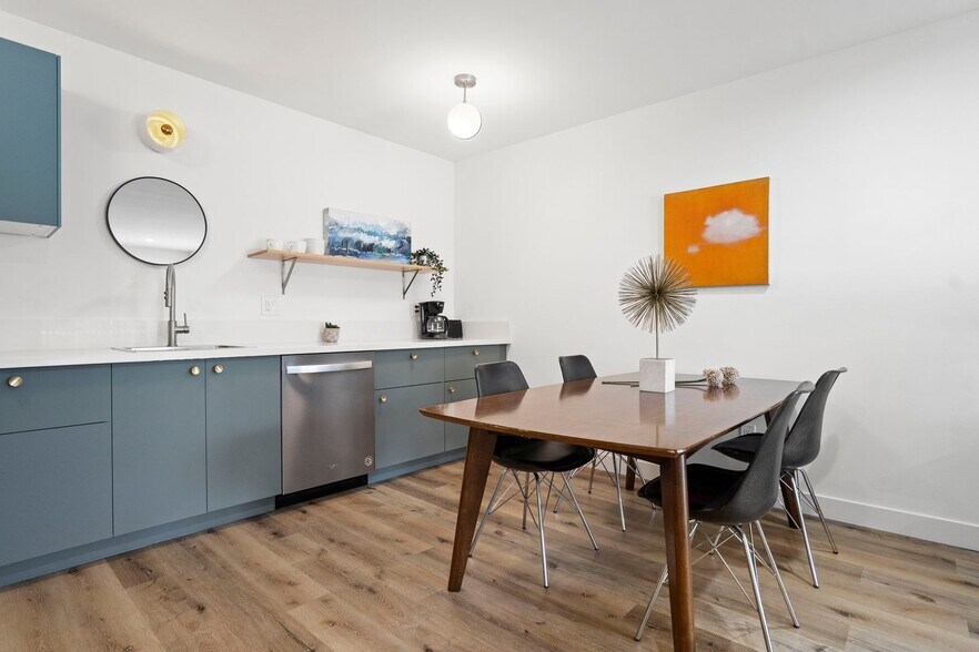 Building Photo - Individual Bungalows: All 1 bedroom/ 1 bat...