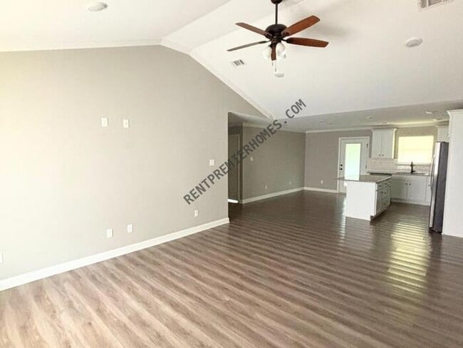 Building Photo - 21 Patti Crt Ward AR 72176