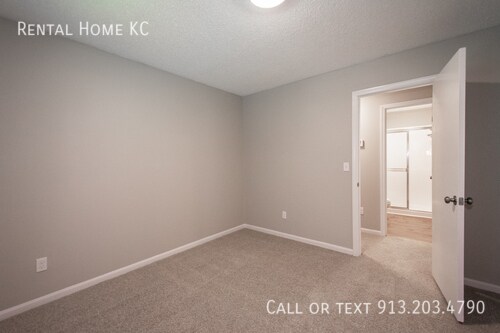 Building Photo - 15109 S Blackfoot Dr