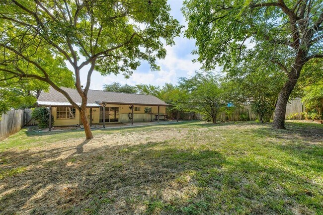 Building Photo - 7506 Glenhill Rd