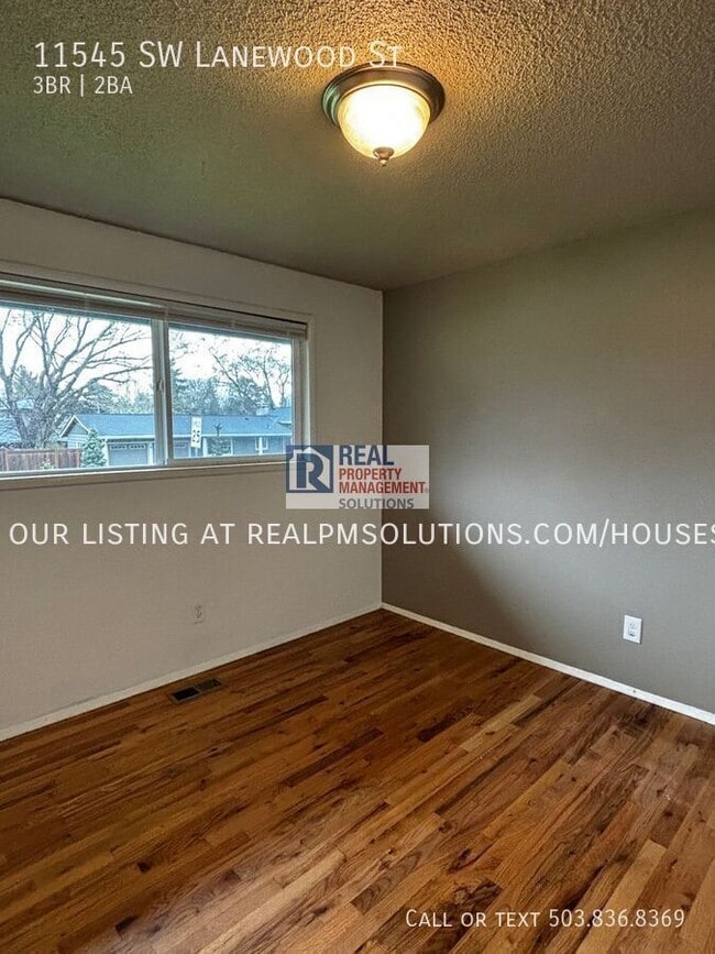 Building Photo - 11545 SW Lanewood St