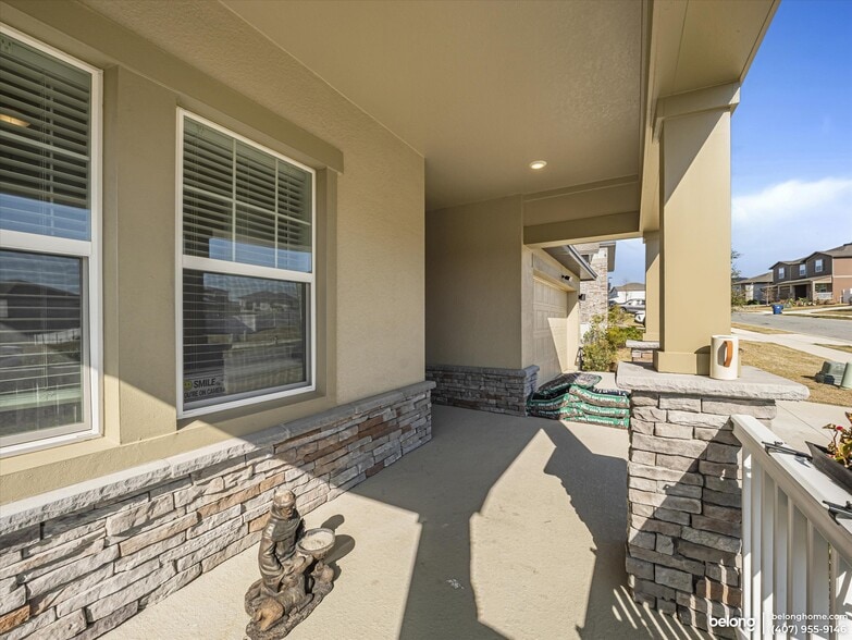 Building Photo - 2225 Crossbow St