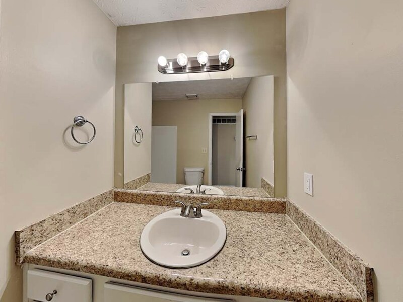 Building Photo - 2086 Arrowhead Trail