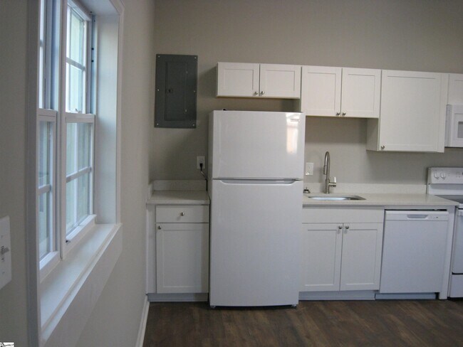 Building Photo - 1 Bollinger St