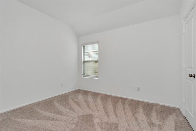 Building Photo - 2916 Cordova Hl Dr
