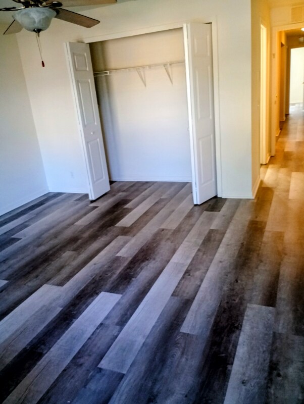 Building Photo - 3870 Island Way
