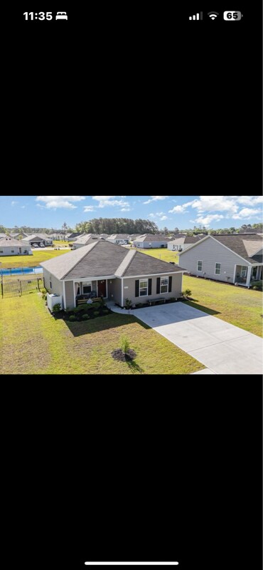 Building Photo - 231 Jeff Waters Cir