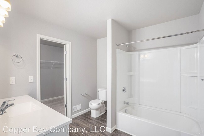 Building Photo - 4 br, 2 bath House - 1632 Garfield Court