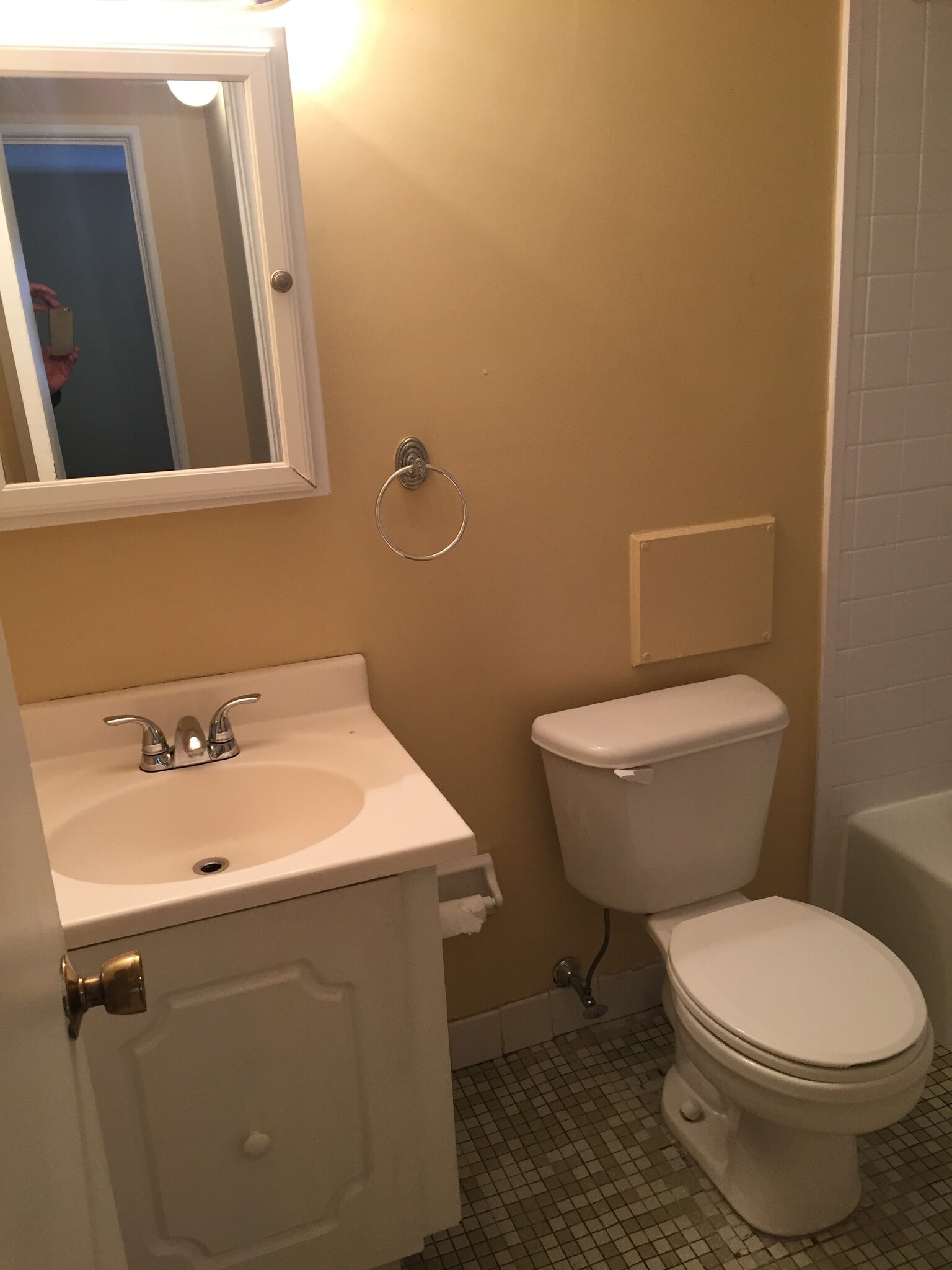 Building Photo - 46 Cochituate Rd