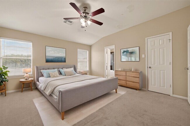 Building Photo - 26339 Richwood Oaks Dr