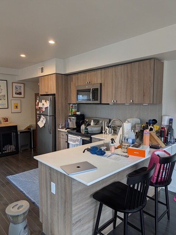 Building Photo - 3383 Washington St