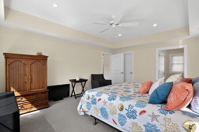 Building Photo - 103 N Madison Ave