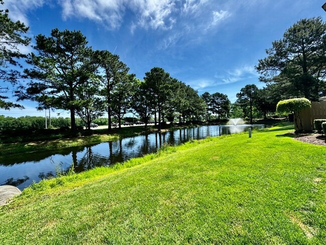 Building Photo - 2-Bedroom Condo Ready NOW! 2 Primary Suite...