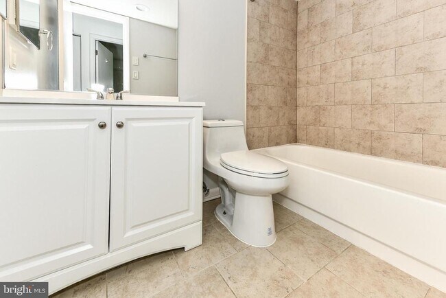 Building Photo - 10204 Bushman Dr