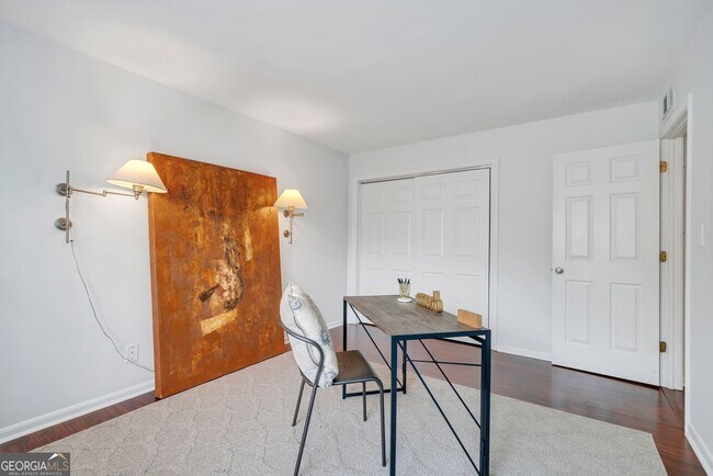 Building Photo - 1445 Monroe Dr NE