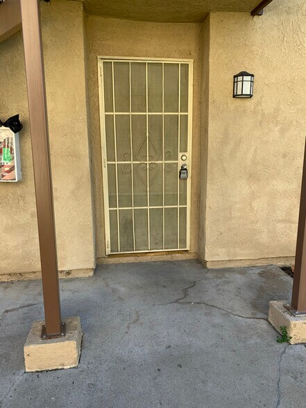 Building Photo - 1365 Crafton Ave