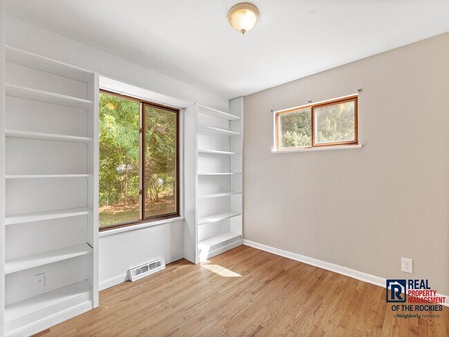 Building Photo - Modern Fort Collins Gem: Newly Remodeled H...