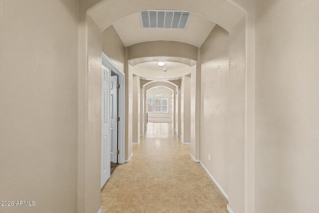 Building Photo - 15109 W Desert Mirage Dr