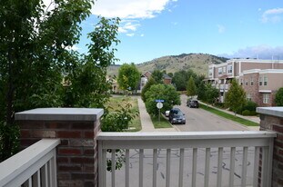 Building Photo - 1021 Laramie Blvd