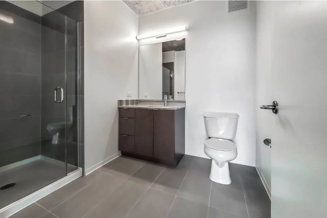 Building Photo - 2107 S Wabash Ave