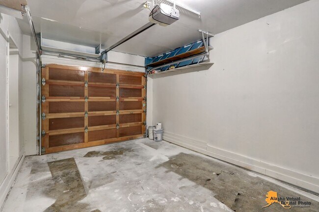 Building Photo - Eagle River Gem