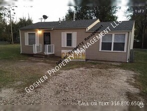 Building Photo - 6021 W Newell St