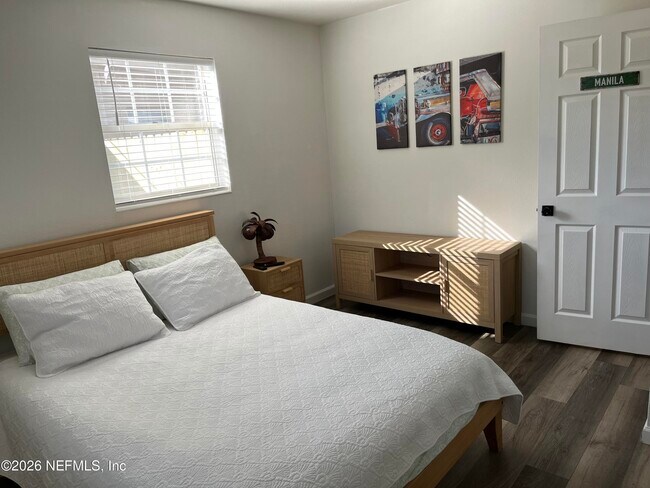 Building Photo - 7431 Arble Dr
