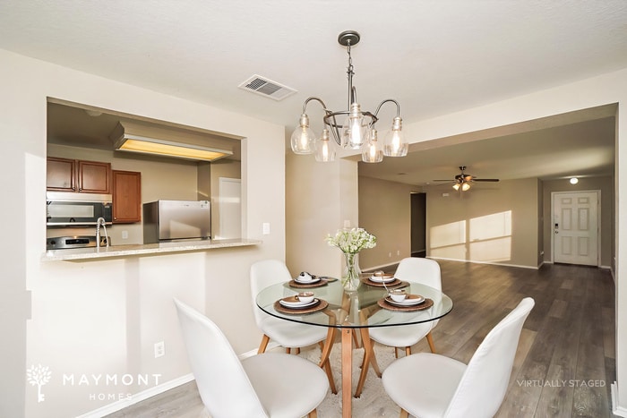 Building Photo - 10607 Terrace Crest