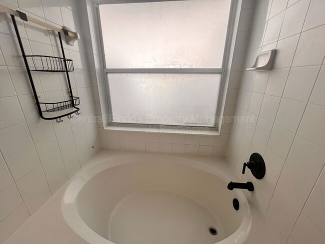 Building Photo - 3930 Lakeside Reserve Ln