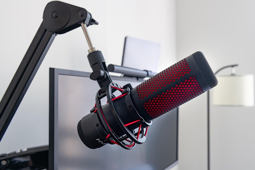 Building Photo - 18 10th St