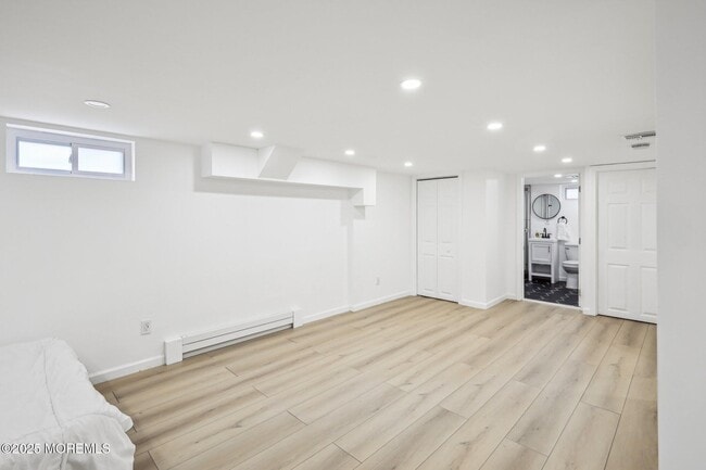 Building Photo - 120 Hulick Pl