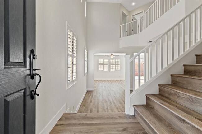 Building Photo - Fabulous Highly Upgraded Home!