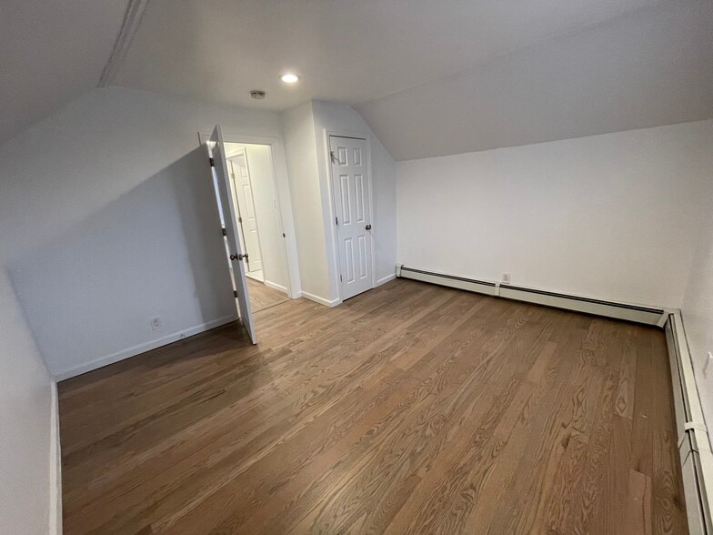 Building Photo - 101 Florida St