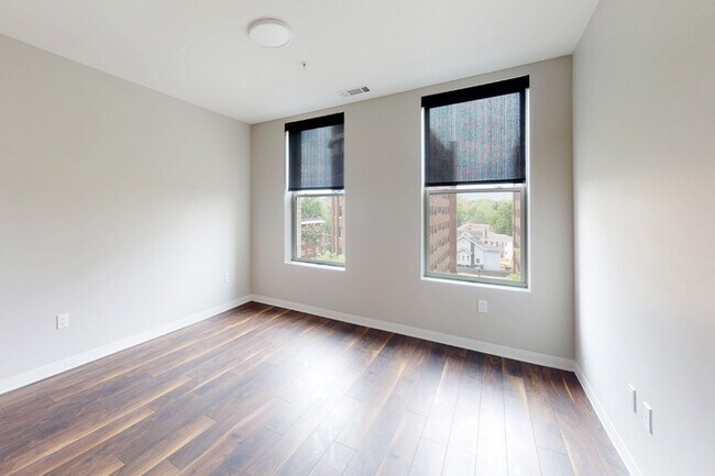 Floorplan - 520 E Armour