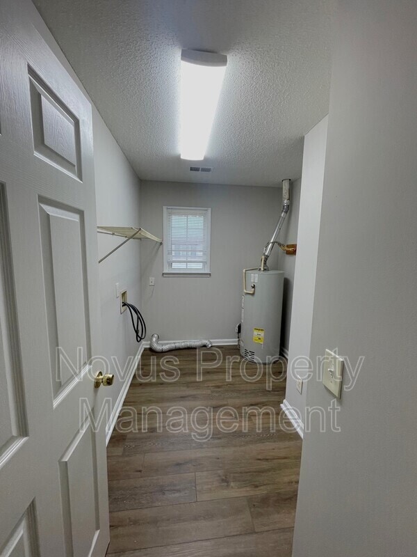 Building Photo - 119 Magnolia St